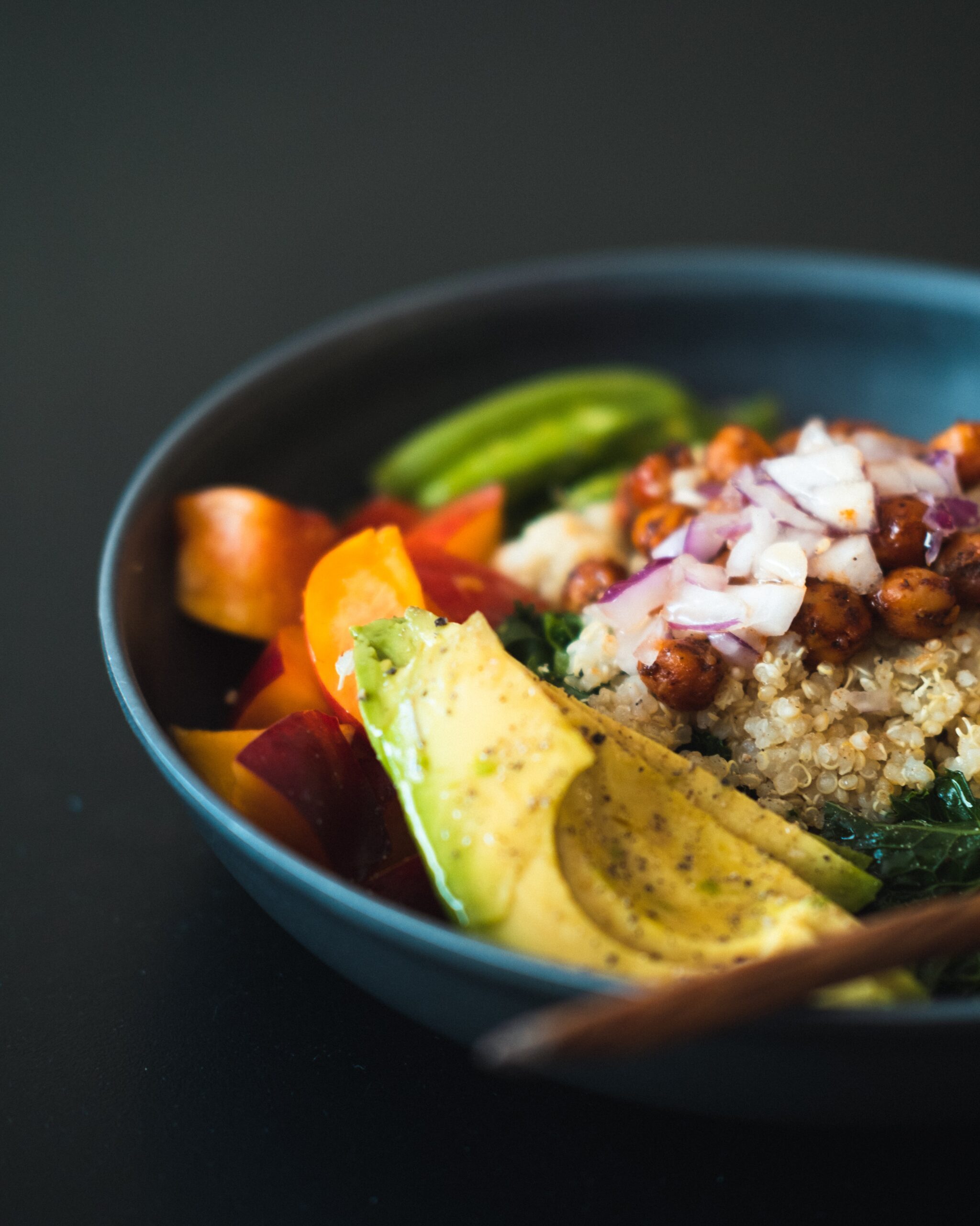 Hygrow Kale and Avocado Salad